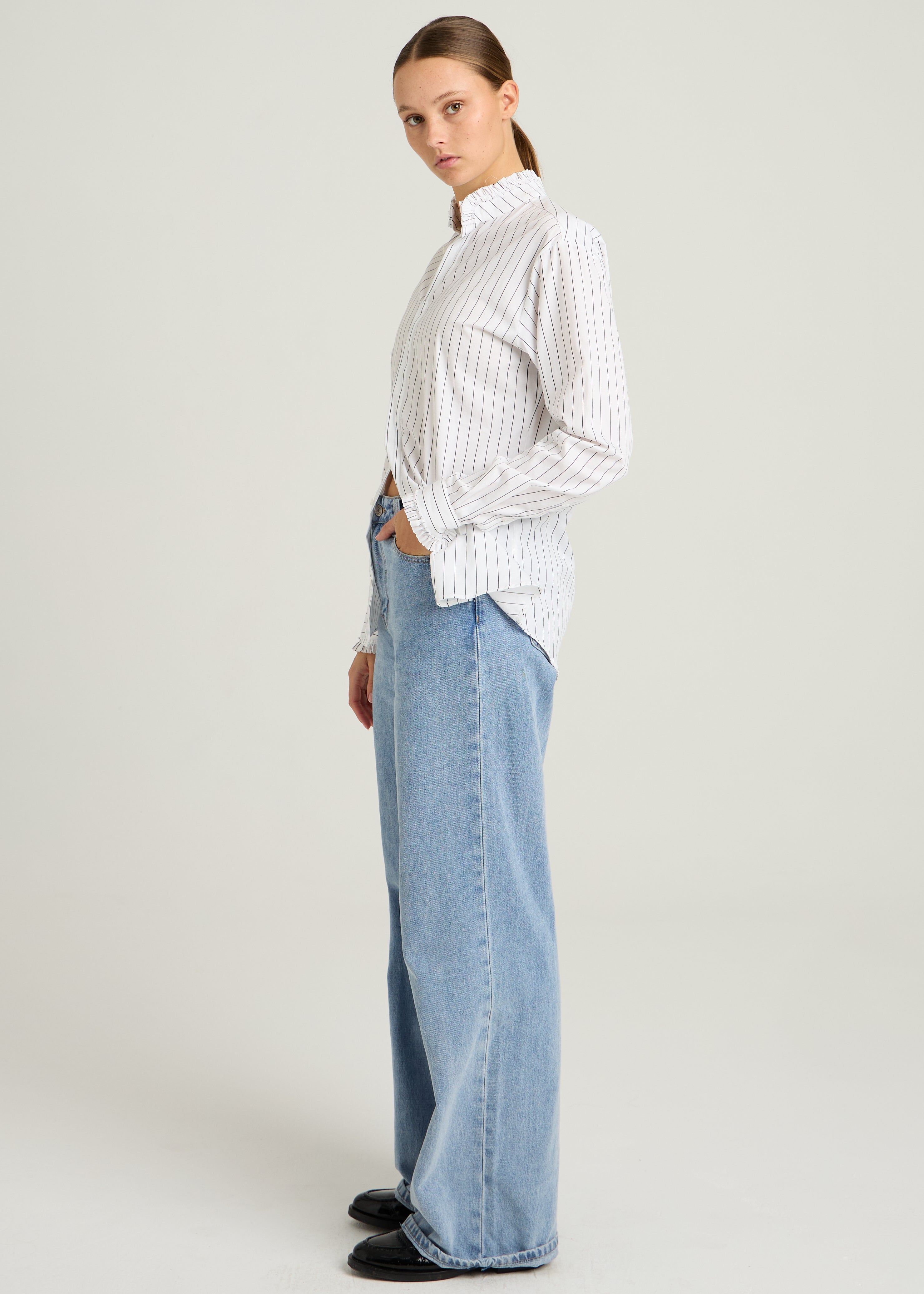 FLO SHIRT - Black stripes