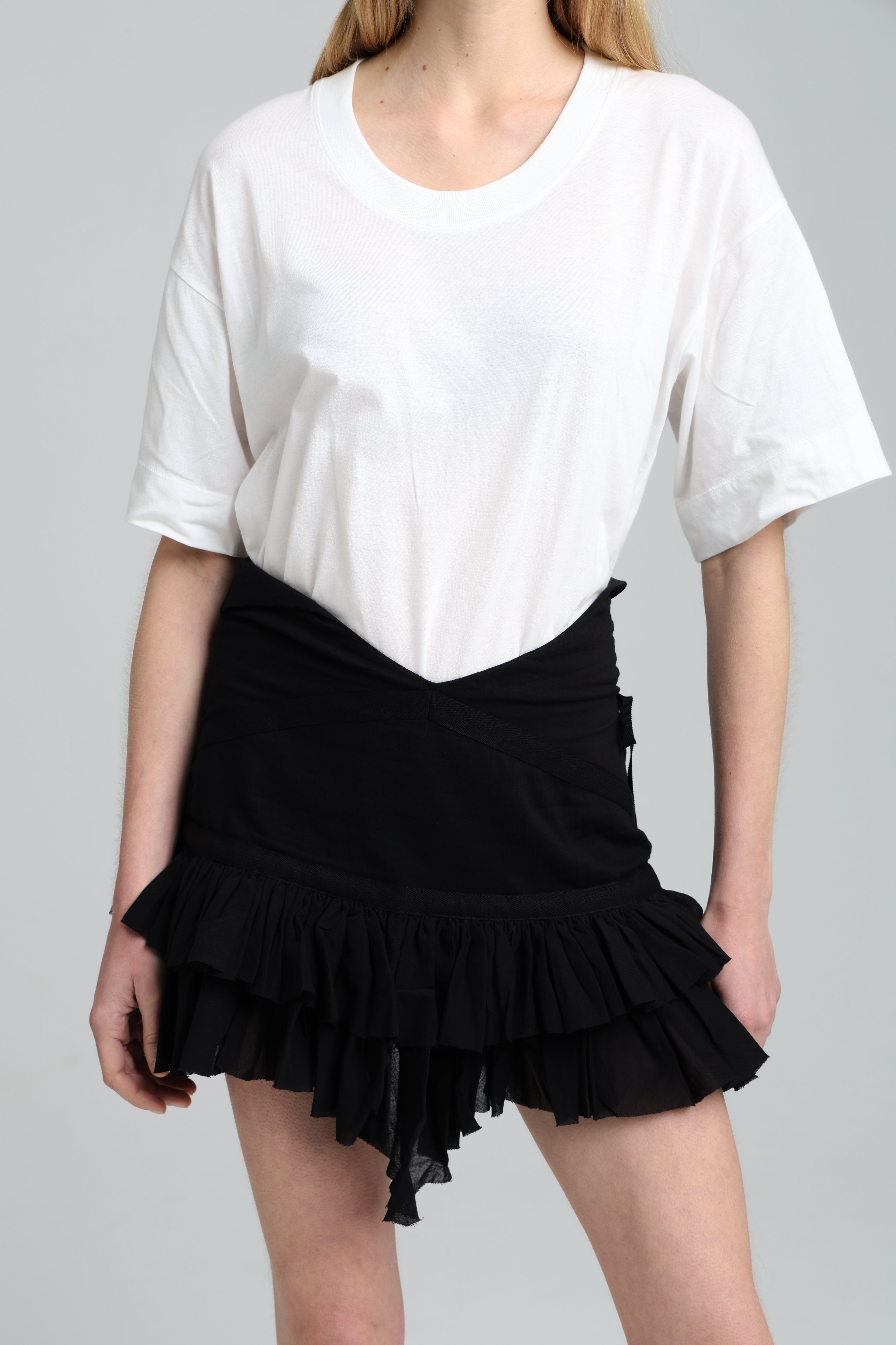 MAMAN WRAP RUFFLE SKIRT - Black