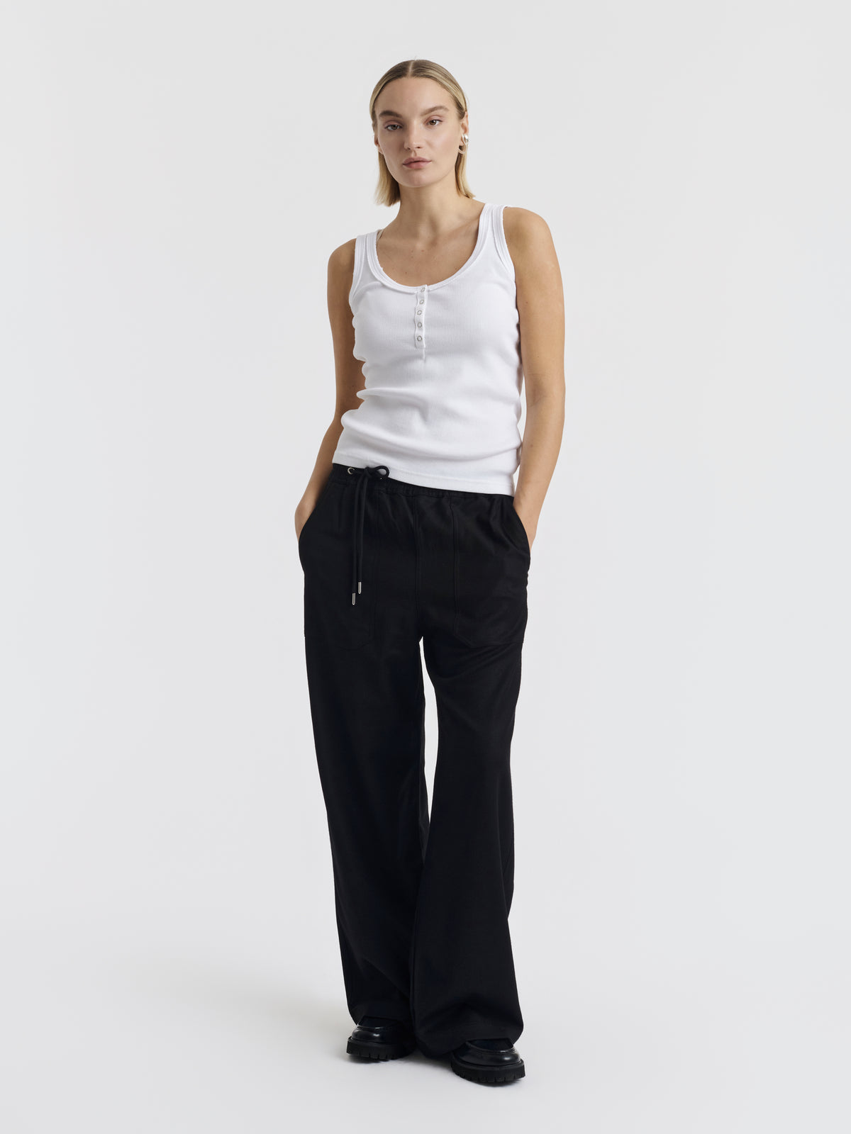 sdsh-vic-flannel-trousers-black-front.jpg
