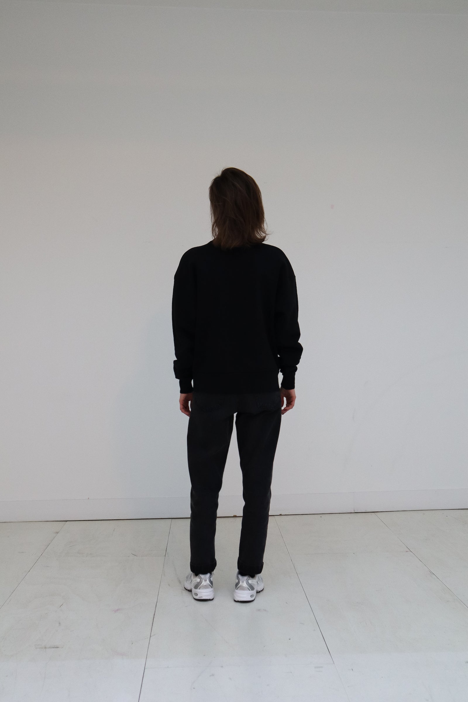 Signature Sweatshirt featuring our iconic 'broderie anglaise' at the front. Hand-embroidered in BELGIUM with large Pearls (Perles de Mallorque). Hand-embroidered in BELGIUM with small pearls (Perles de culture, type 'grains de riz') relaxed fit, dropped shoulders. 100% black cotton Kara is 168 cm tall and wears a size XS Made in Portugal, embroidered in Belgium other sizes available on demand