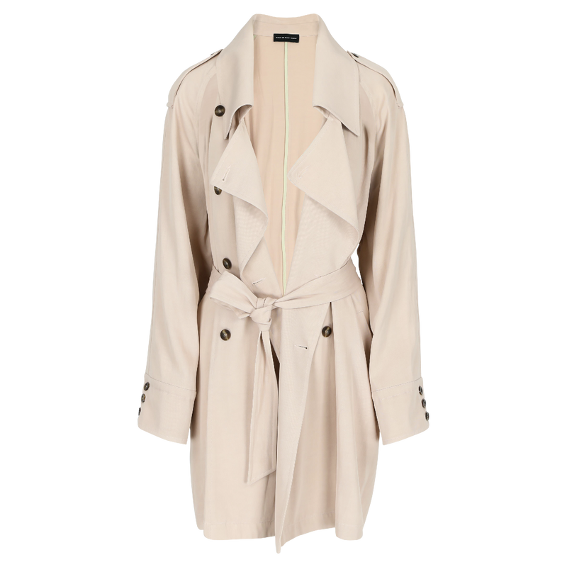Long fluid poudre trench coat for women with matching belt. Double breasted - 2 front pockets, straight cut and large iconic buttoned cuffs offering 3 tightening positions. Premium black viscose cotton blend. Made in portugal
