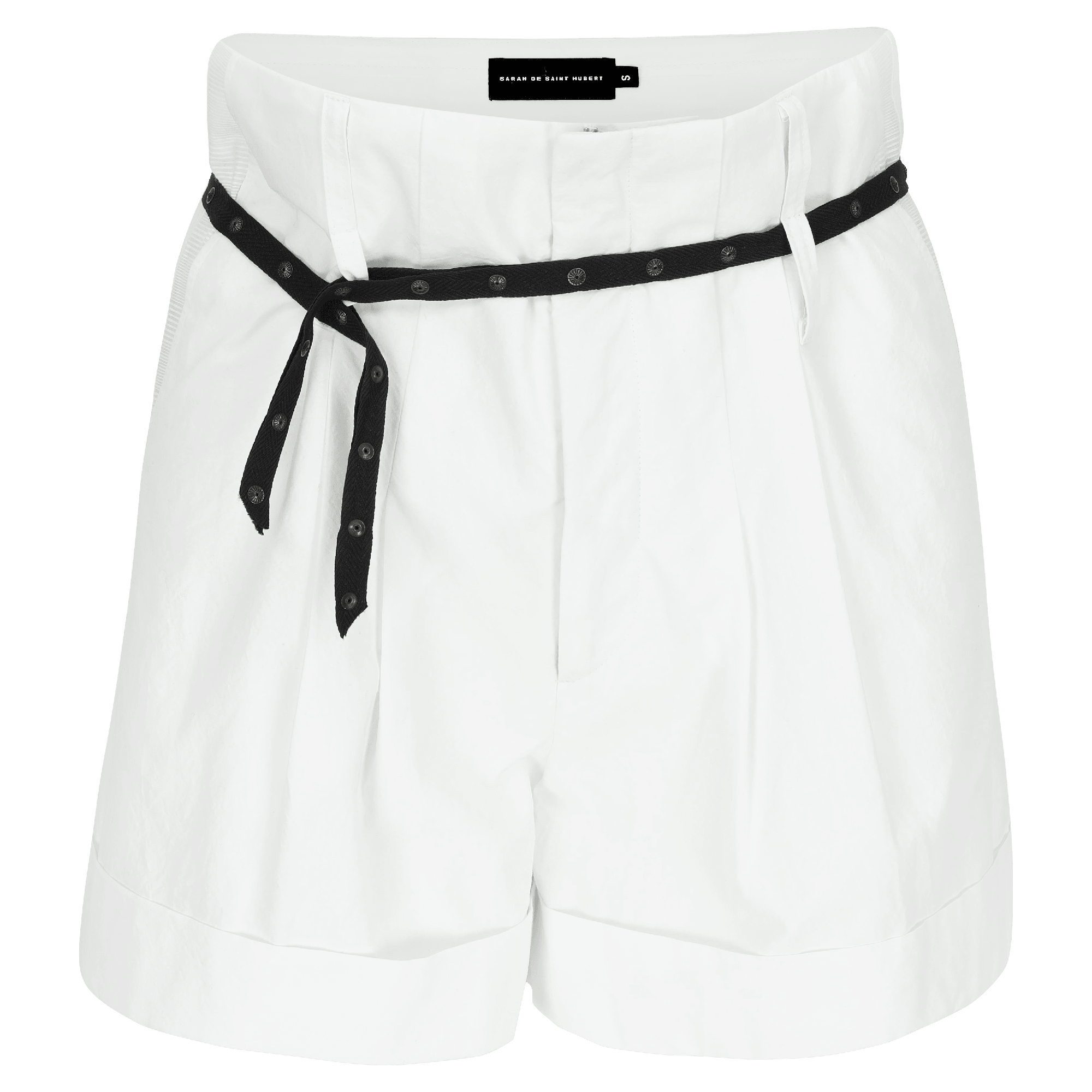 SARAH DE SAINT HUBERT white high-waisted shorts made of crushed cotton with double waist loops. A feminine and flattering fit.