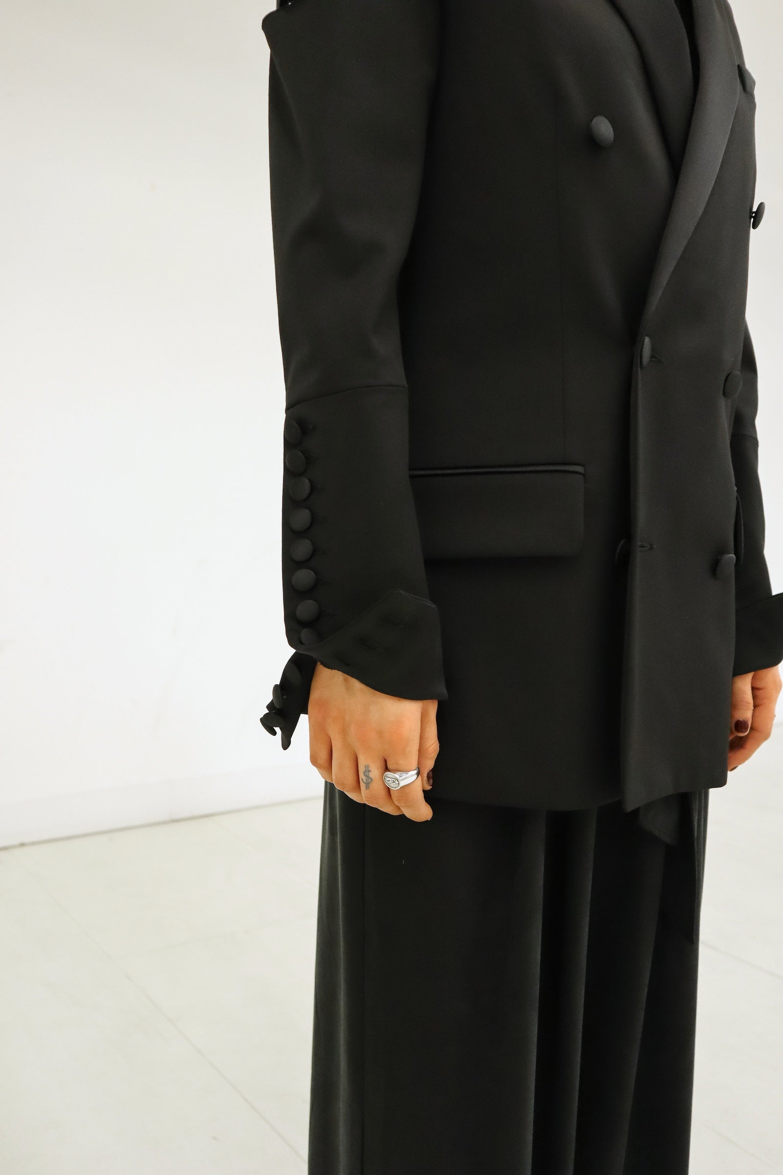 BEN SILVER TUXEDO JACKET - Black & silver sequins