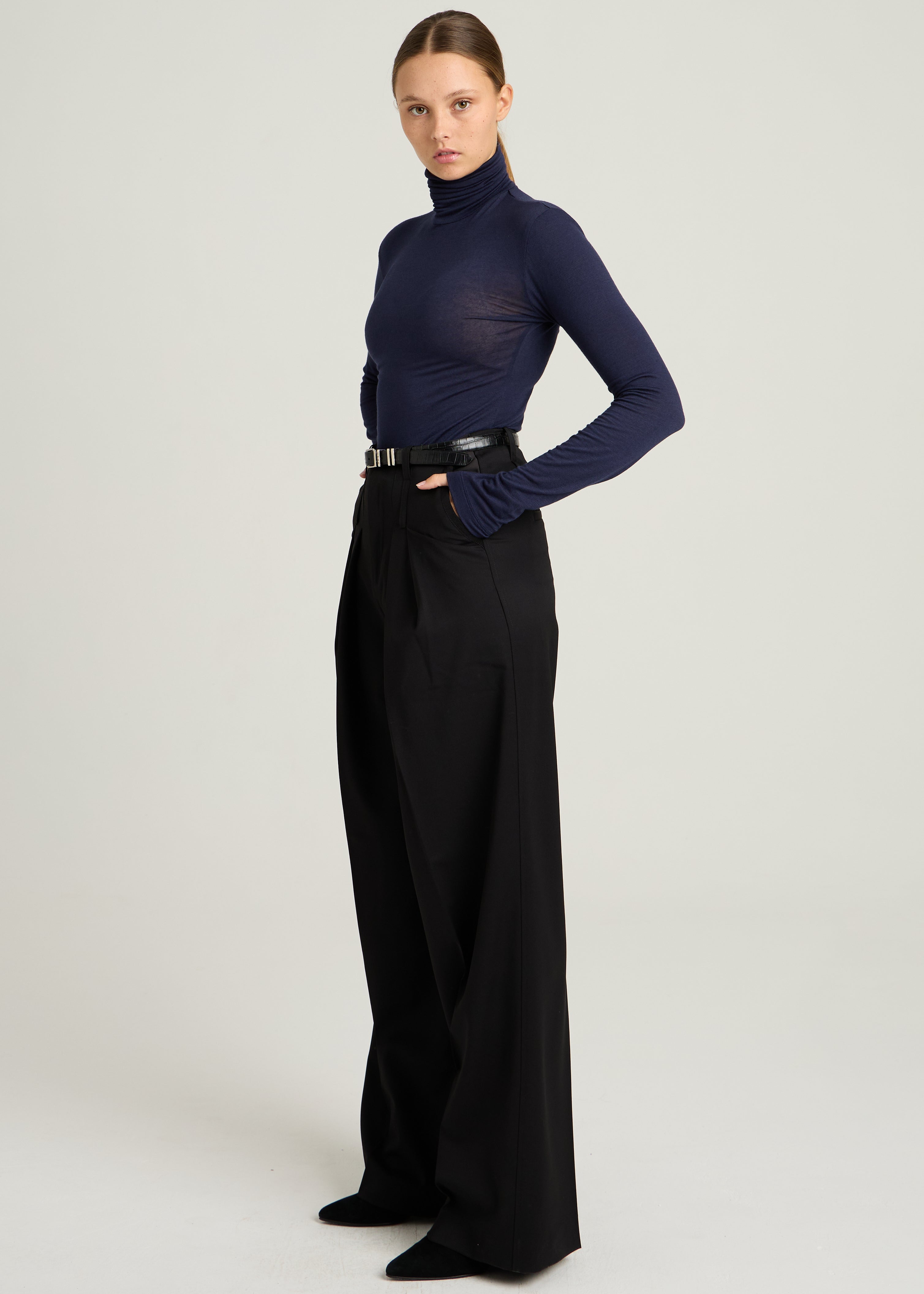 WOODY VIRGIN WOOL TROUSERS - Black