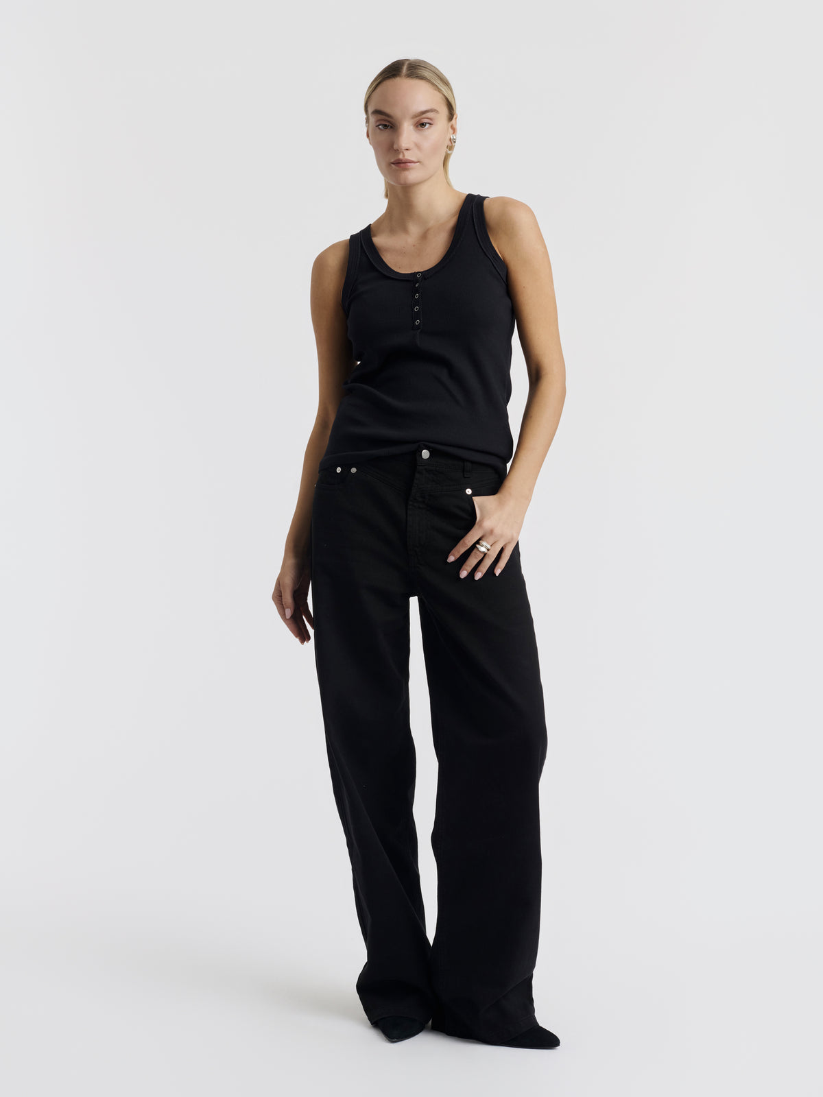 Black JENNI high-waisted jeans worn 