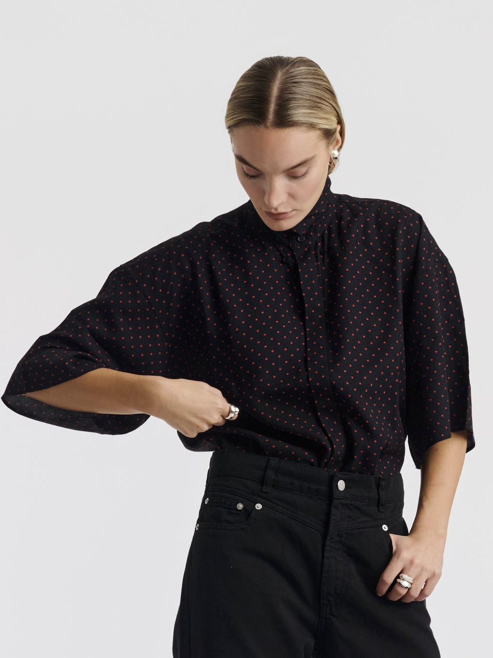 MARCUS SHIRT - Red dots
