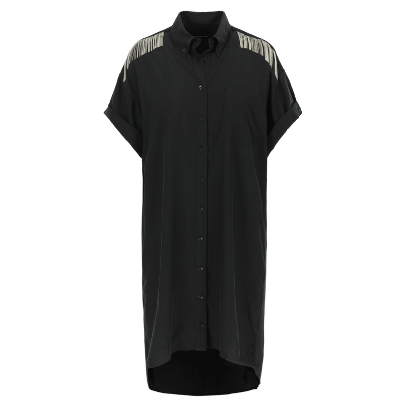 Oversized fluid black shirt dress for women. Signature hand-embroidered chains on the shoulders. Short rolled up sleeves, a shortened front pocket on the front. Belgian fashion made in Portugal.